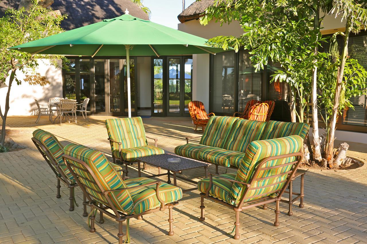 La Rochelle Lodge Okaukuejo Εξωτερικό φωτογραφία
