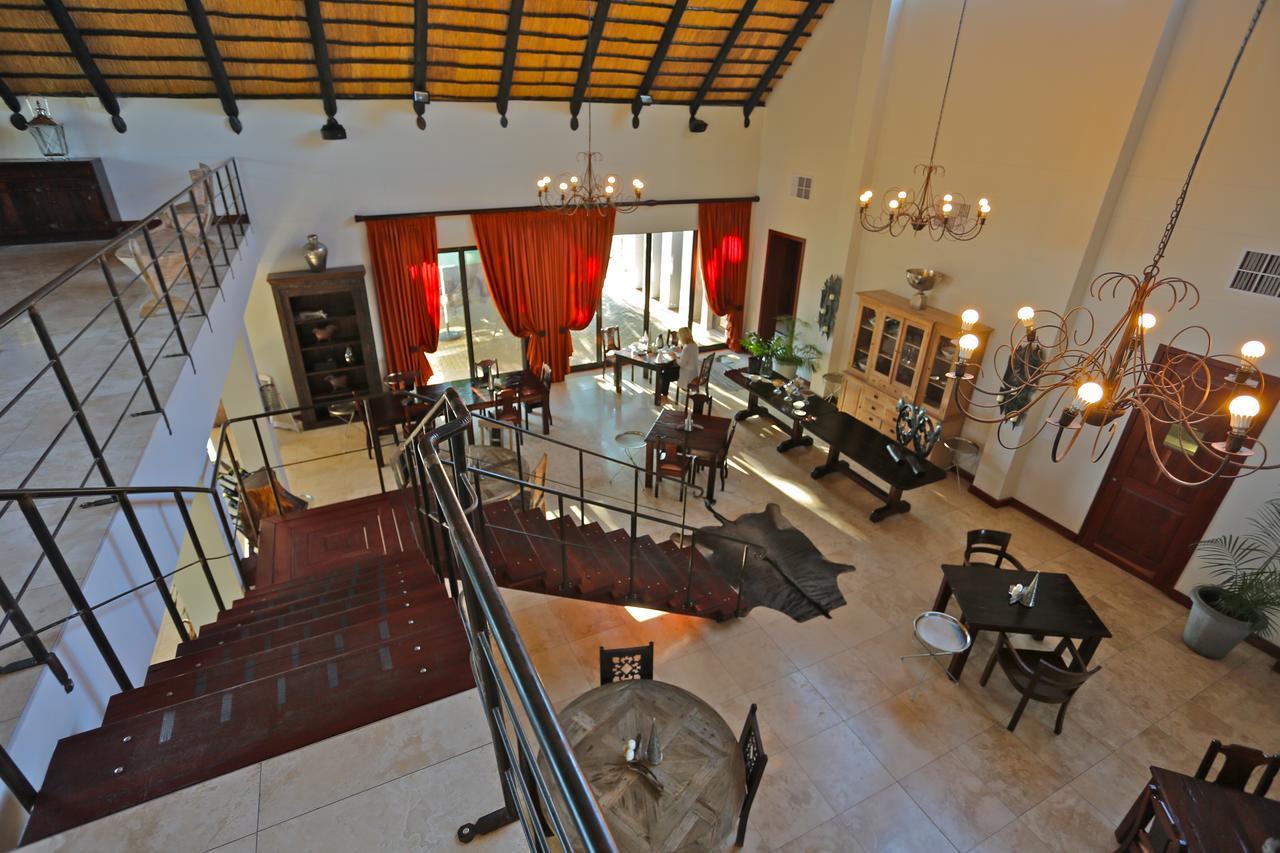 La Rochelle Lodge Okaukuejo Εξωτερικό φωτογραφία