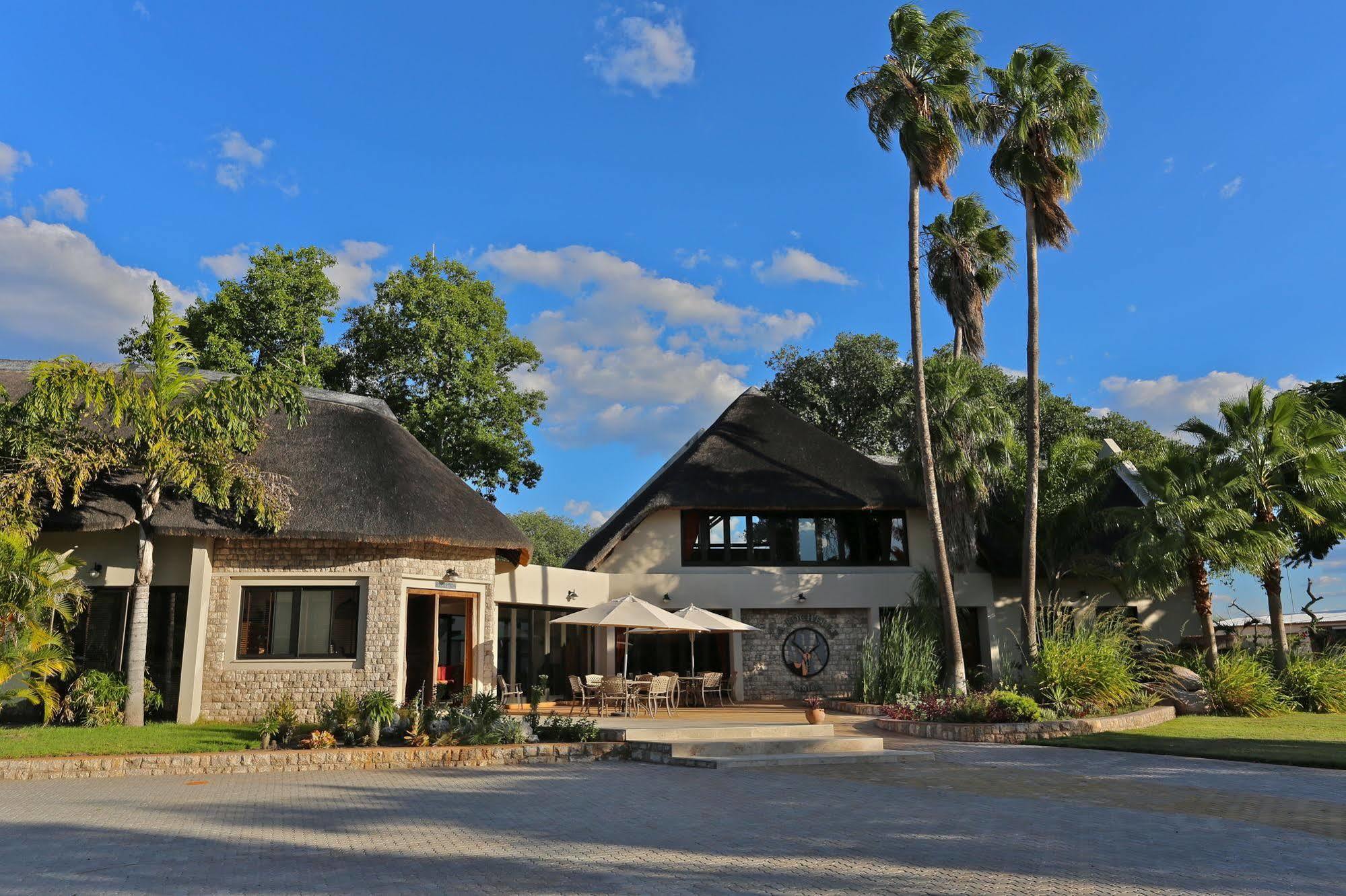 La Rochelle Lodge Okaukuejo Εξωτερικό φωτογραφία