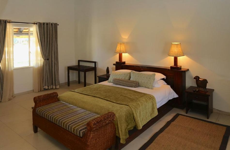 La Rochelle Lodge Okaukuejo Εξωτερικό φωτογραφία