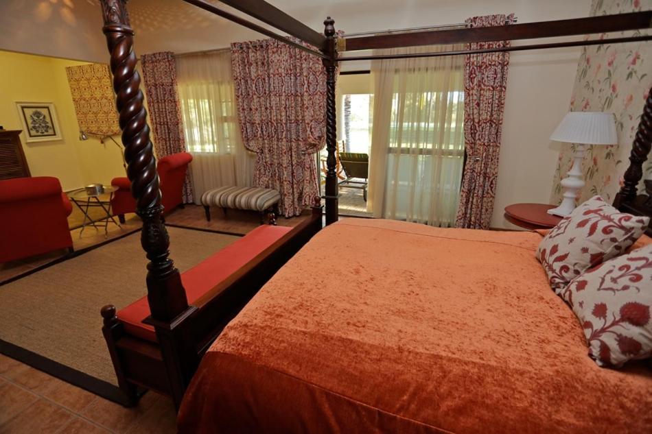 La Rochelle Lodge Okaukuejo Εξωτερικό φωτογραφία