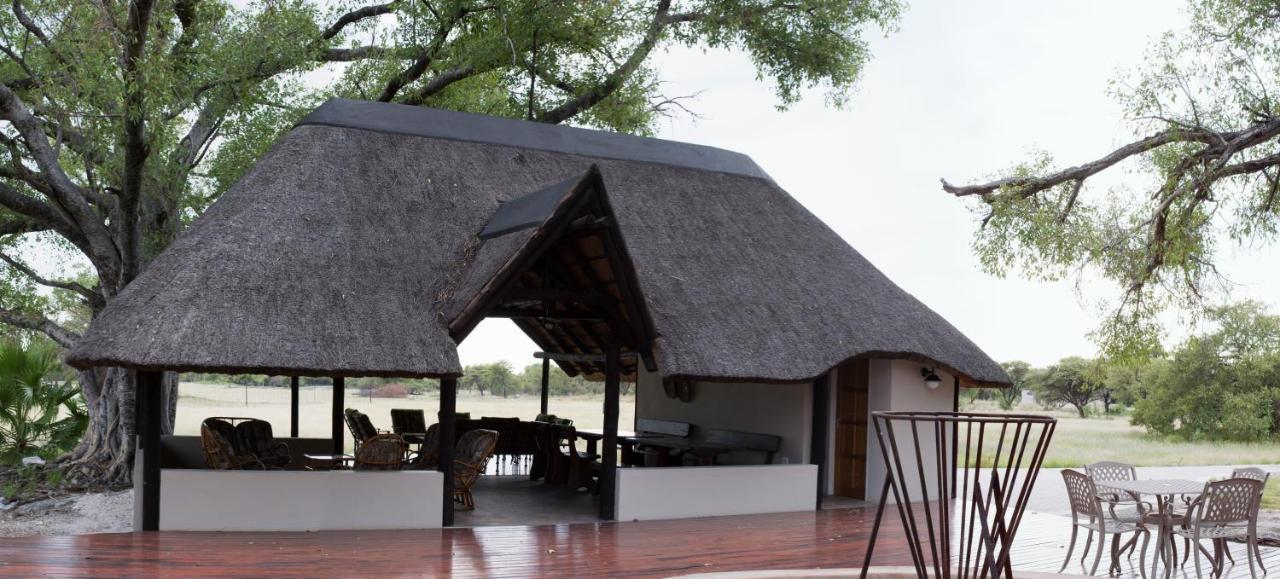 La Rochelle Lodge Okaukuejo Εξωτερικό φωτογραφία